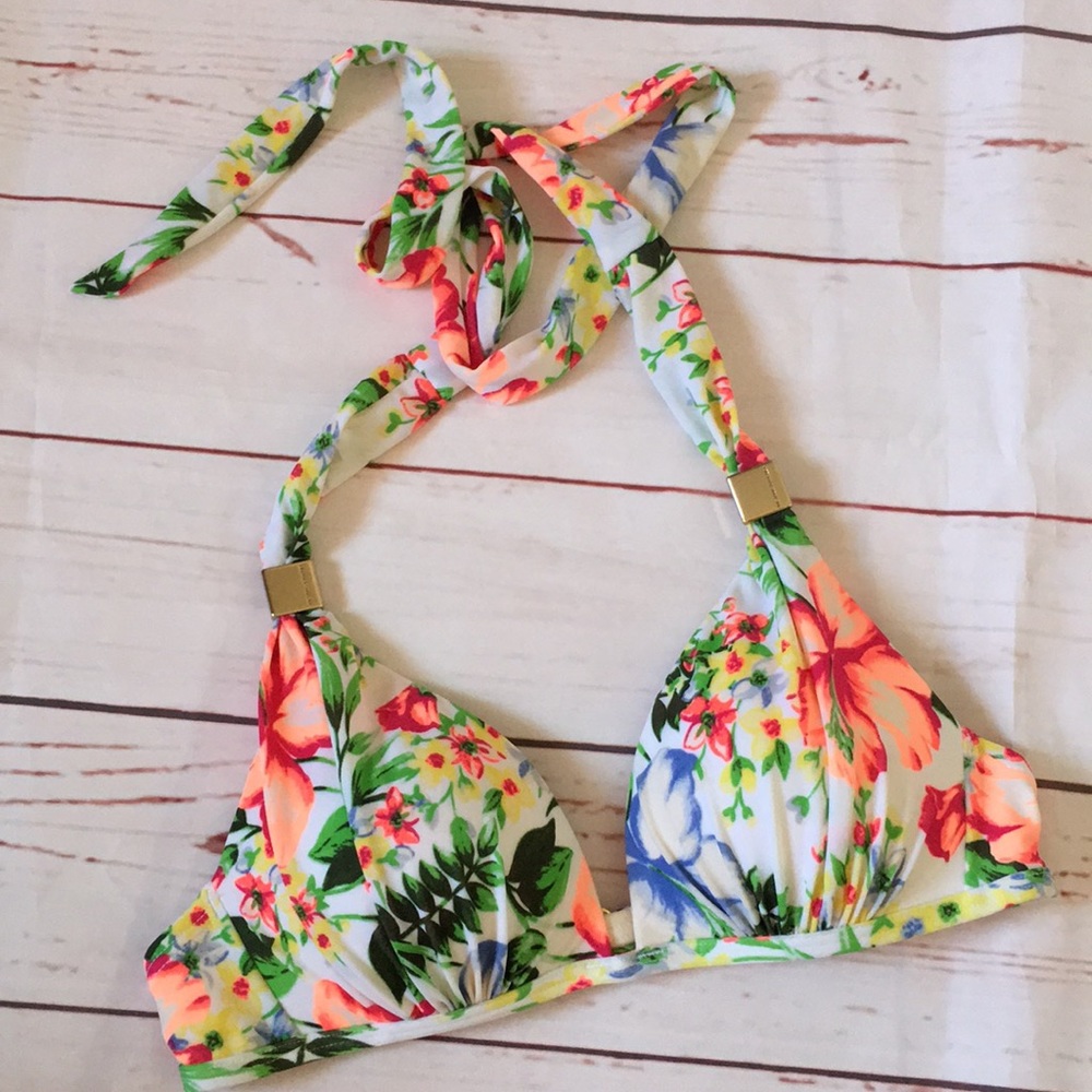 VS Slight Push Up Bikini Top